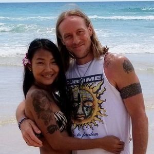 Meet your Posher, Layne